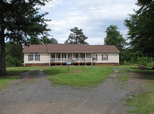 135 Cobb Rd, Mooresboro, NC 28114