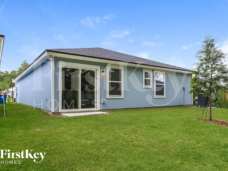 11385 Margarets Landing Pl — Photo 15