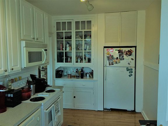 5th image of 7145 Amherst Ave
