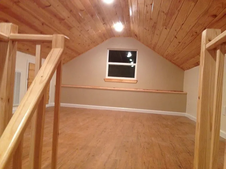 303 Frontier Ln — Photo 6