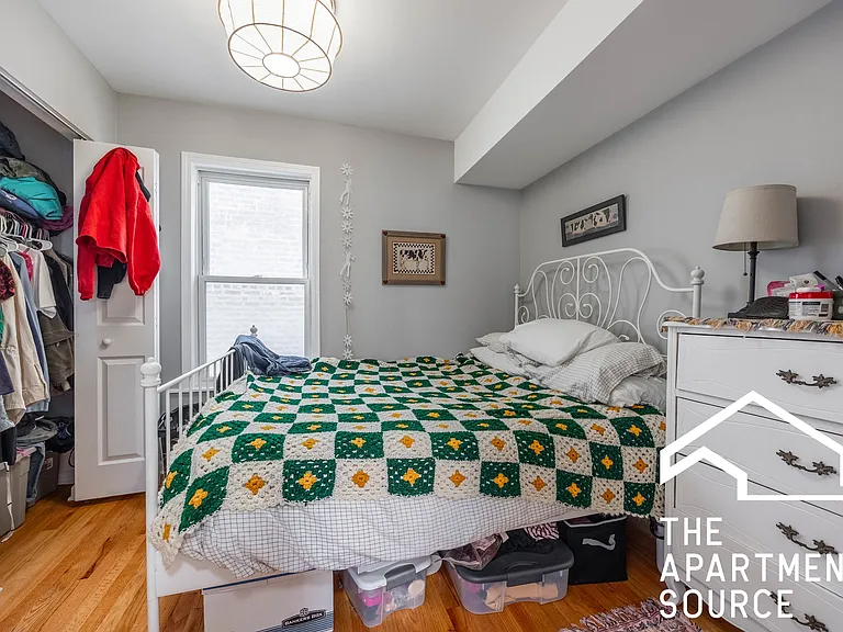 1647 N Francisco Ave #B — Photo 10