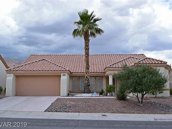4th image of 2813 Tumble Brook Dr