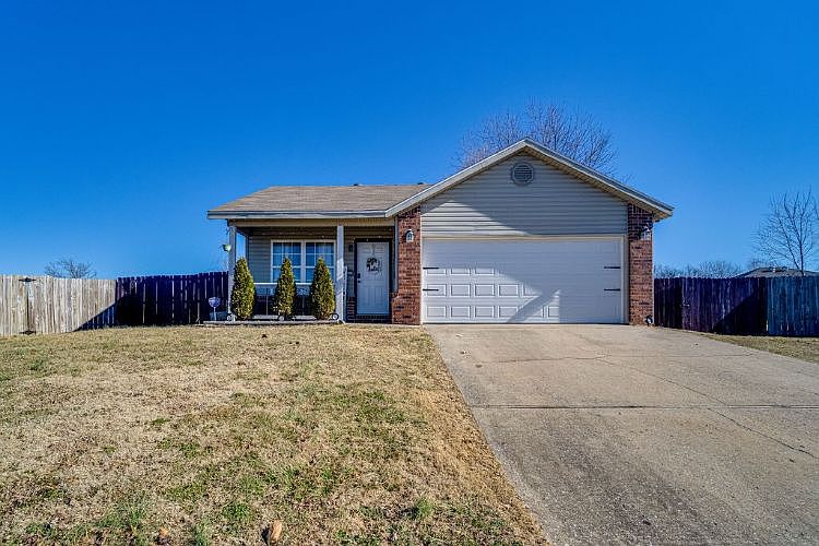 1st image of 2300 SW Pawnee Pl