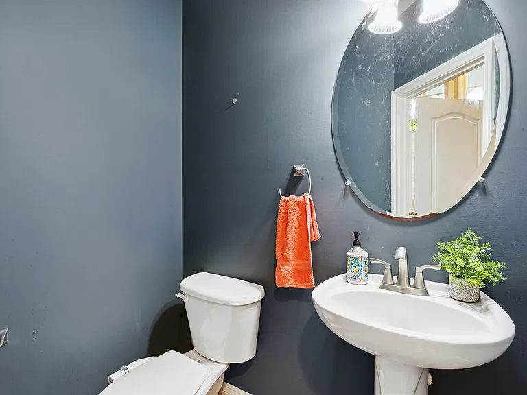 6005 Helmsman Way — Photo 18