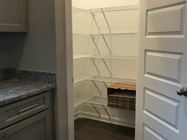 1444 White Dutch Ln — Photo 5