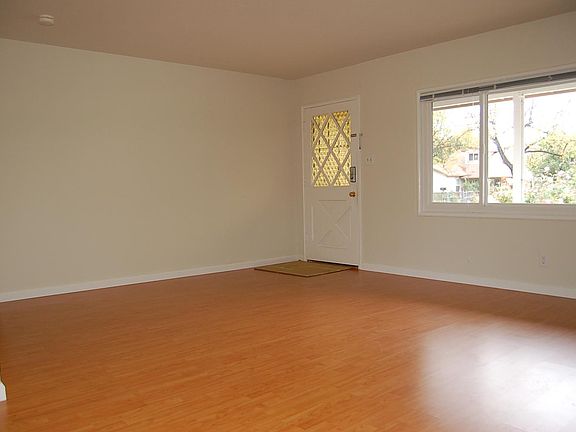 4th image of 10377 Bret Ave
