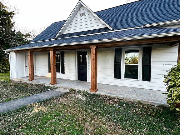 3rd image of 343 Linneys Mountain Rd