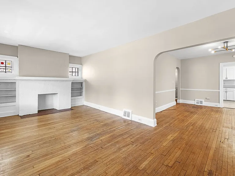 1695 Glenmont Rd — Photo 39