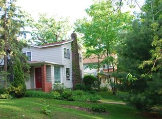 76 Pine St, Saint Paul, MN 55115