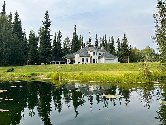 4th image of 2780 Dagan Cir