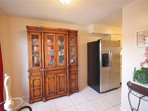 4th image of 2308 Saint Marteen Ct