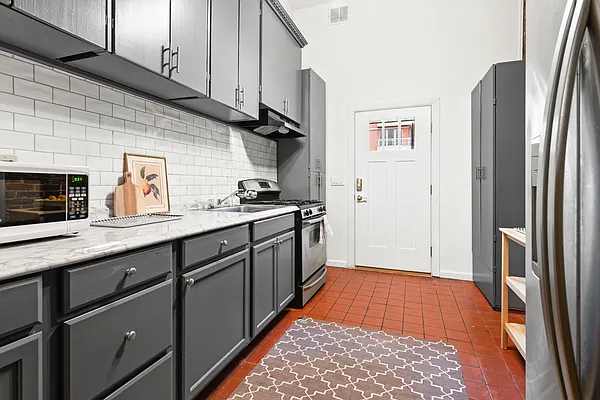 Rented by Keller Williams NYC | media 12