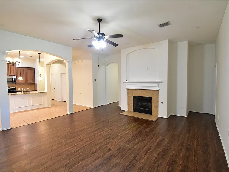 3005 Thicket Dr — Photo 8
