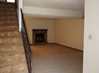 18817 E Lexington Rd, Independence, MO 64058