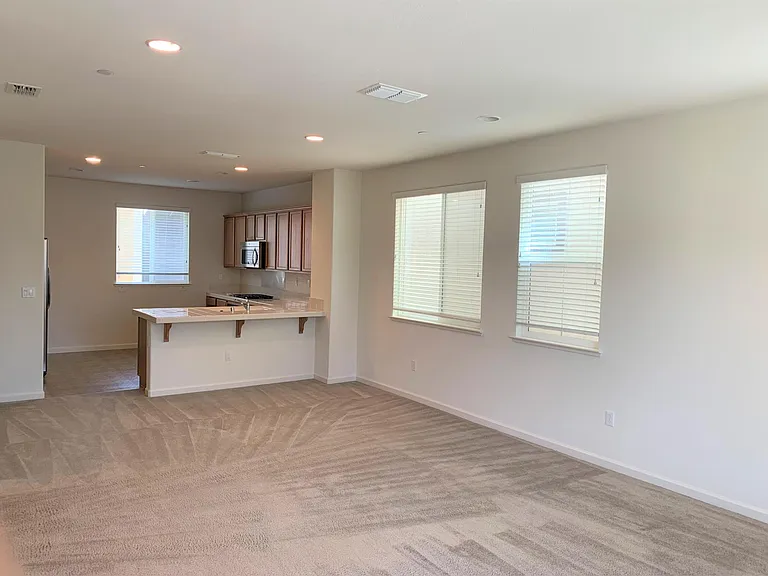 1583 Mercado Way — Photo 4