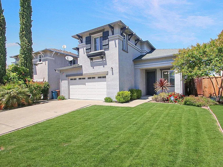4137 Rogers Canyon Rd — Photo 1