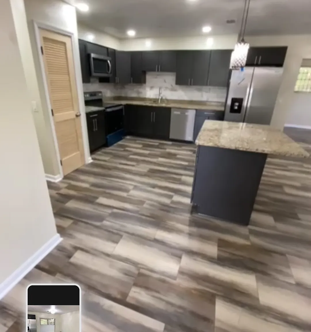 3 bed, 1717 sqft, $1,700 — Photo 3
