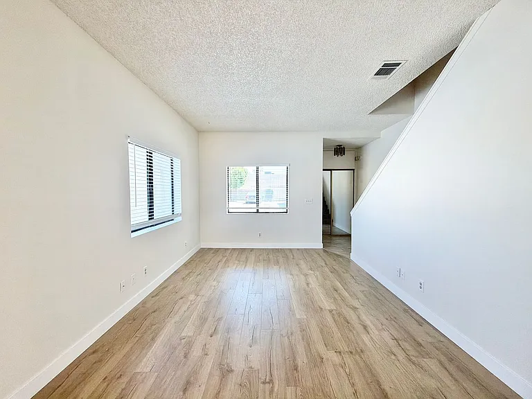 28200 Landau Blvd #2 — Photo 6