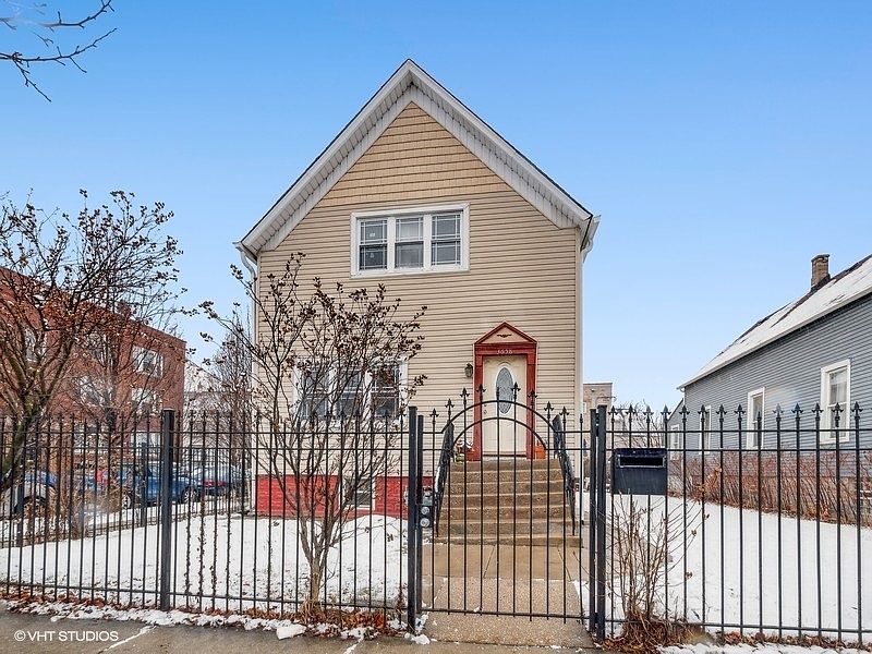 1st image of 3658 W Cortland St