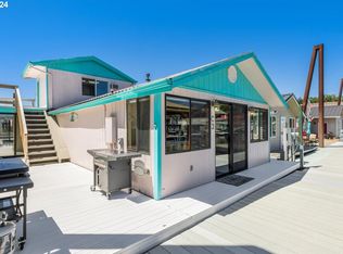 18699 NE Marine Dr SLIP C3, Portland, OR 97230