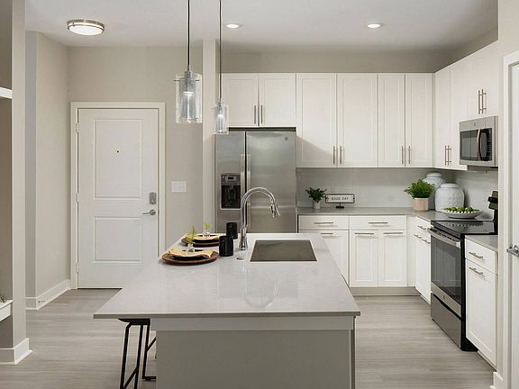 Large Kitchen with Breakfast Bar