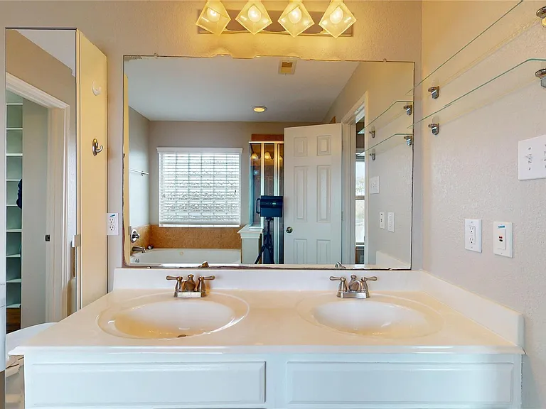 7918 Tupper Bend Ct — Photo 31