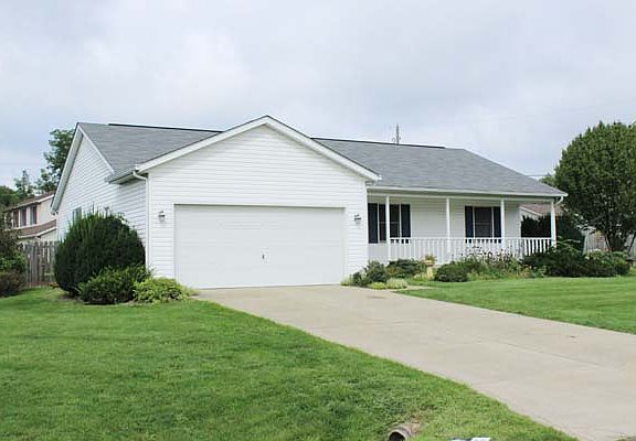 3rd image of 1281 Patricia Ln