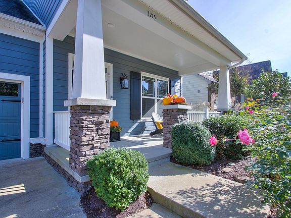 5th image of 3215 Charleston Way
