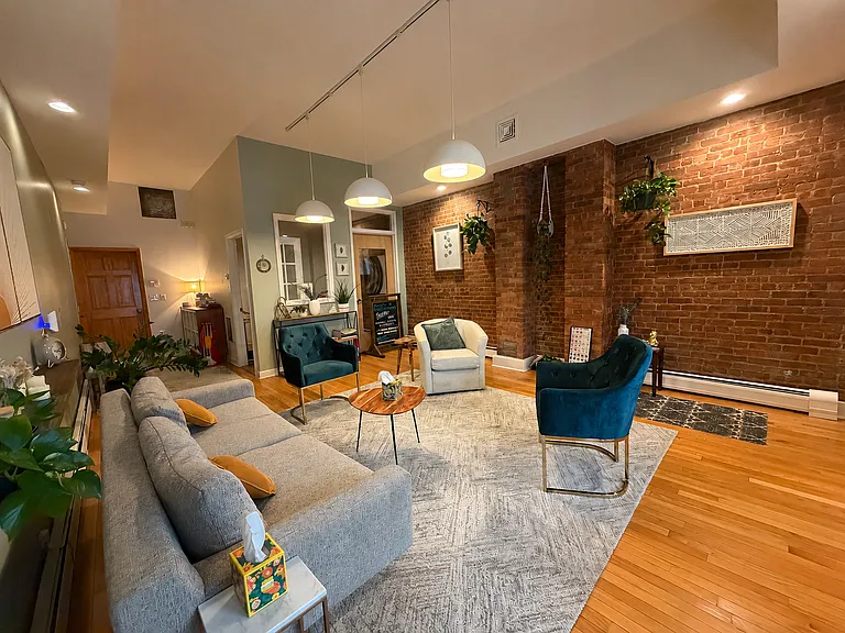 94 Bowers St #101 — Photo 3