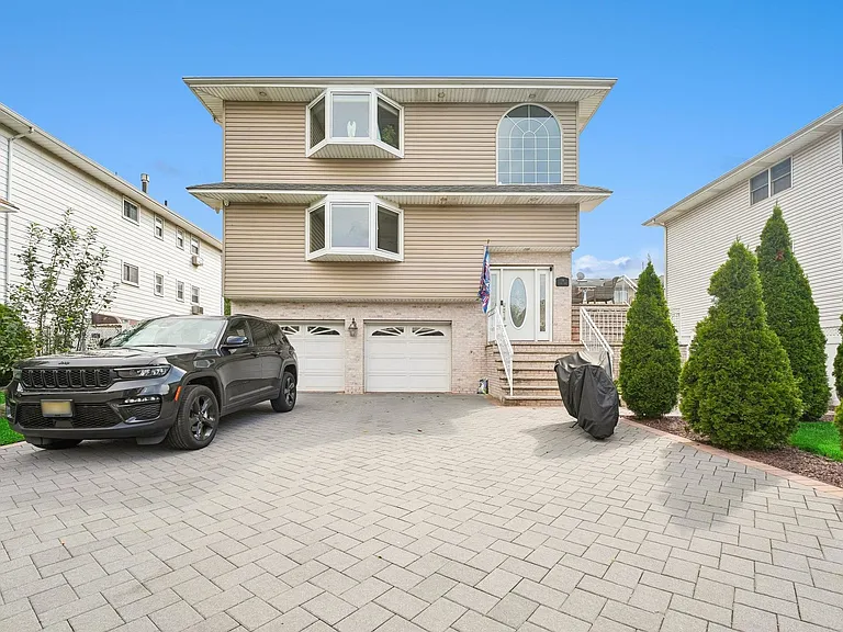 19 Acorn Rd #1 — Photo 1
