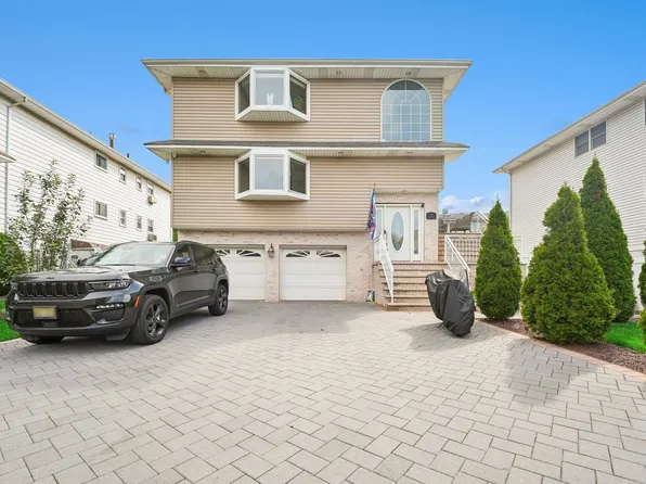 19 Acorn Rd Floor 1, Secaucus, NJ 07094