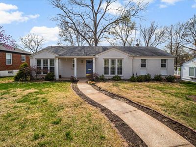 881 Alanson Dr, Saint Louis, MO, 63132