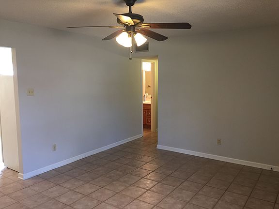 3rd image of 306 Aristotle Dr