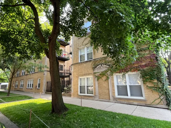 7056 N Damen Ave #2, Chicago, IL 60645