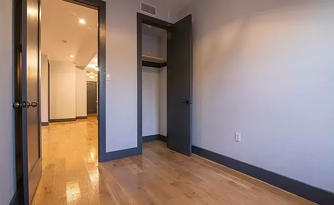 Rented by Reavis | media 23