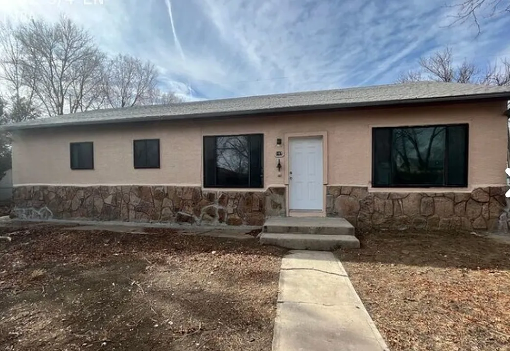 W 32nd Ln, Pueblo — Photo 1