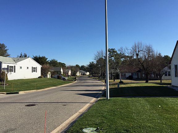 4th image of 11B Penwood Dr #54A