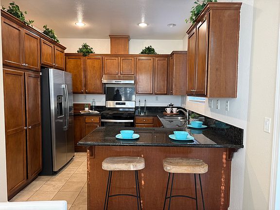 3rd image of 9436 Dunbar Dr