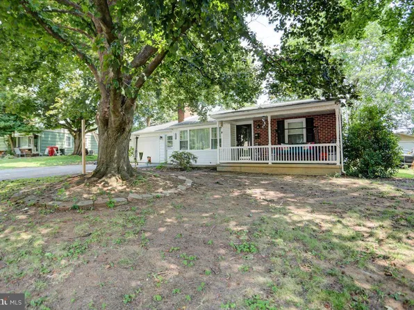 11309 Greenberry Rd, Hagerstown, MD 21740