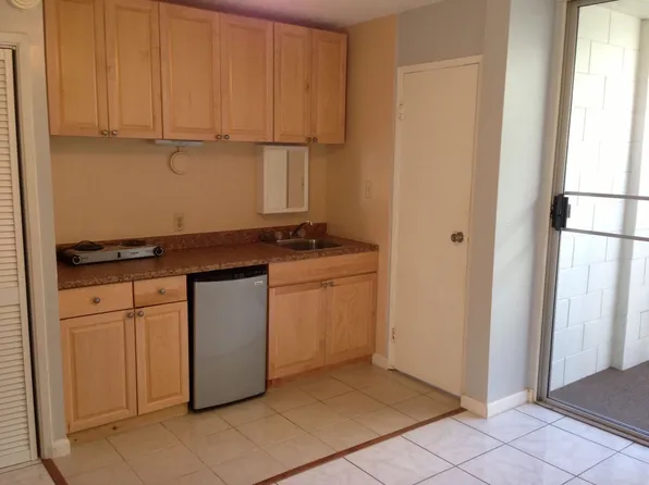 249 Kapili St APT 101, Honolulu, HI 96815