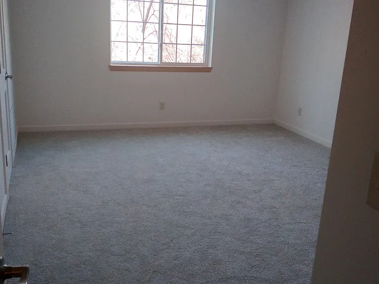 2752 Hidden Dr — Photo 22