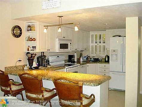 3rd image of 3101 NE 47th Ct APT 605