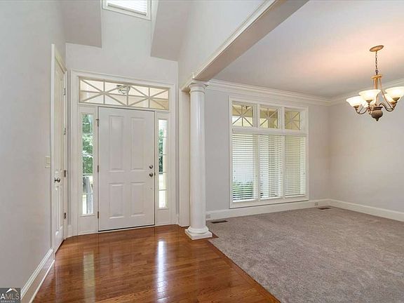 5th image of 210 Old Elberton Rd