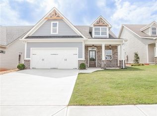 412 Maple View Dr, Carrollton, GA 30117