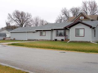 307 W 5th St, Axtell, NE 68924