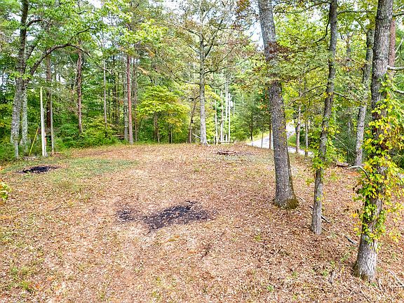 4th image of 837 Old Miller Rock Rd