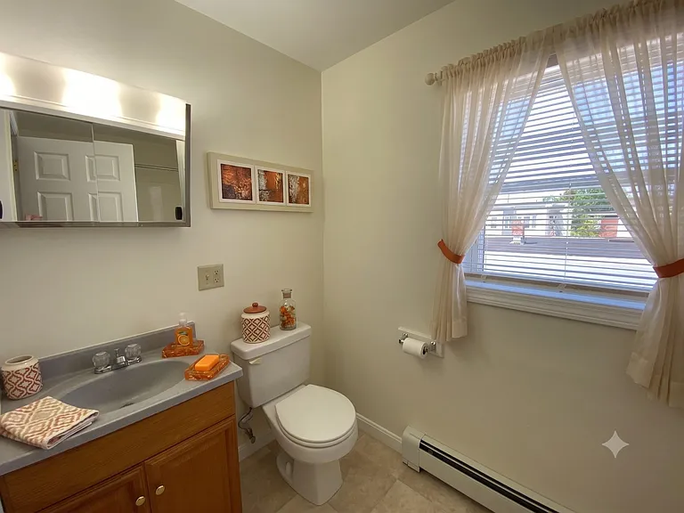 26 Bath St #3 — Photo 41