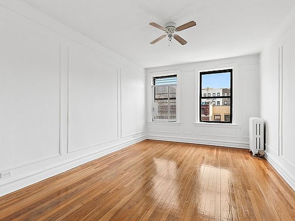 2nd image of 860 W 181st St APT 67A