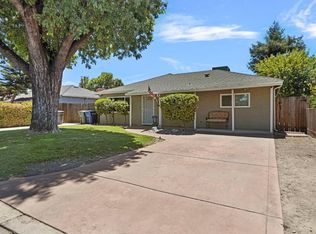 1032 Hawthorne Ave, Modesto, CA 95350