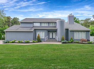 14 Deer Meadow Run, Brookhaven, NY 11719